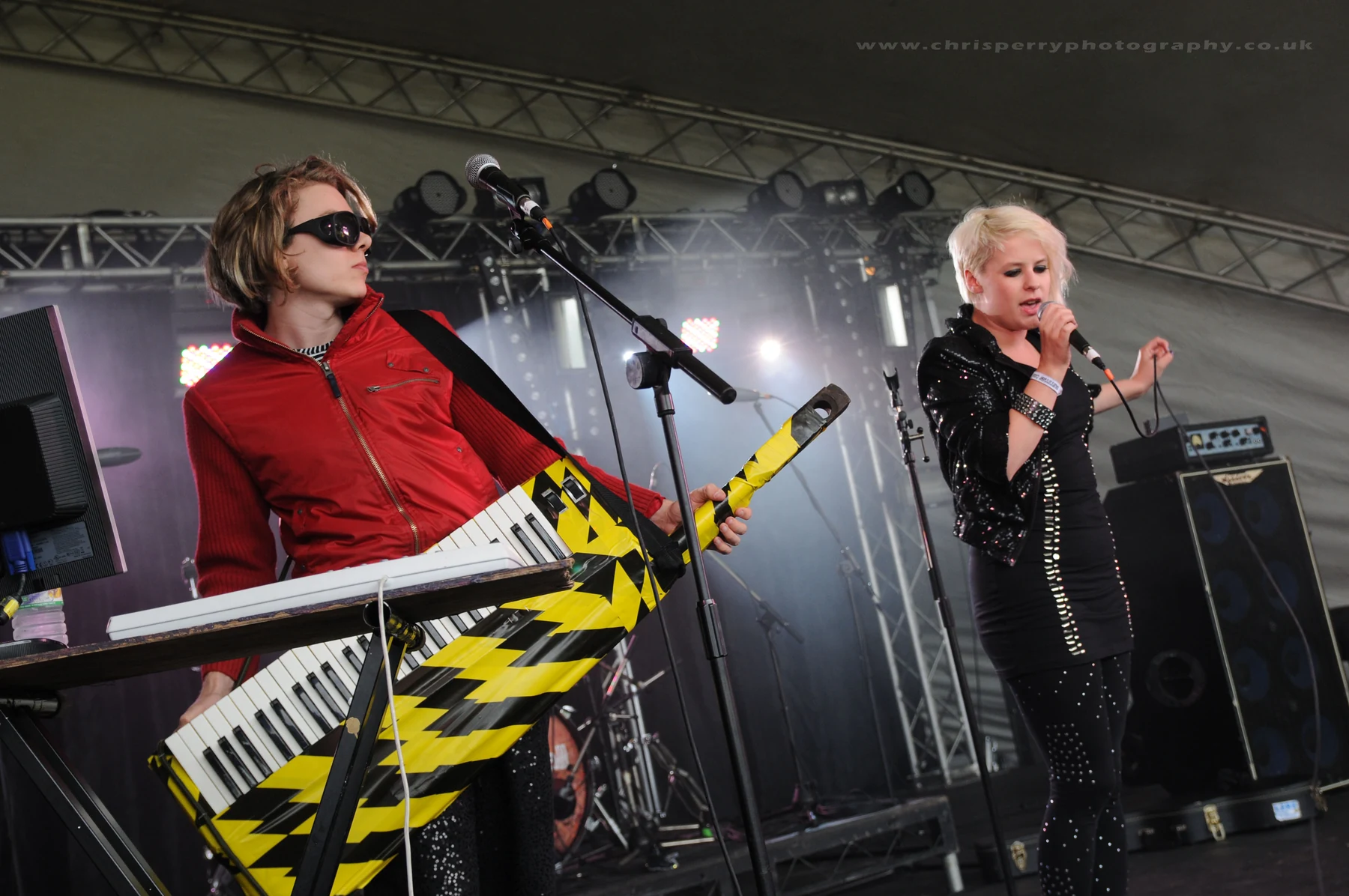 Loebeat performing at Roehampton Ball, 2010